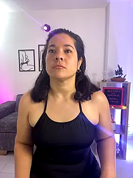 leiablack online show from October 2025 11:55:01 AM