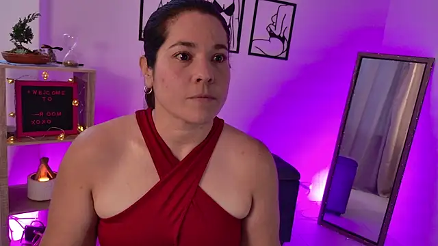 leiablack online show from November 2025 11:54:01 AM