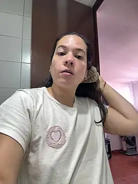 Snapshot of leiablack chatting on June 2026 03:42:01 PM leiablack online show from June 2026 03:42:01 PM