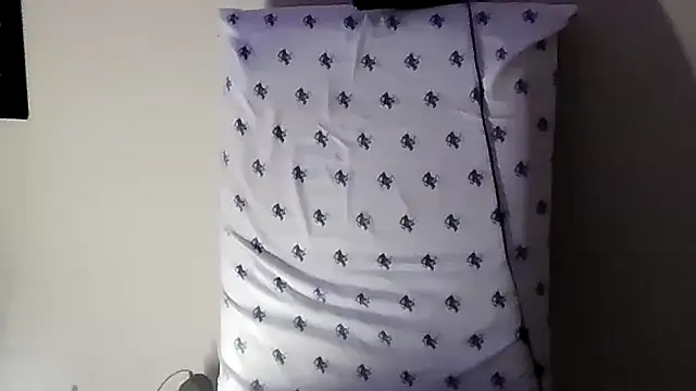 Triggerhappycj100 online show from November 2025 11:32:02 PM