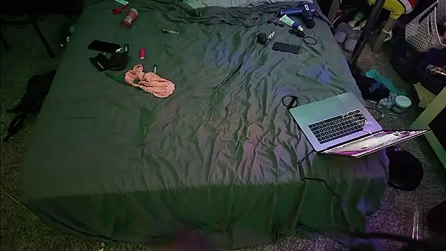 Triggerhappycj100 online show from March 2026 04:02:02 AM