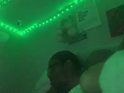 Triggerhappycj100 online show from March 2026 03:24:01 PM