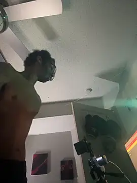 Triggerhappycj100 online show from November 2025 02:15:01 AM