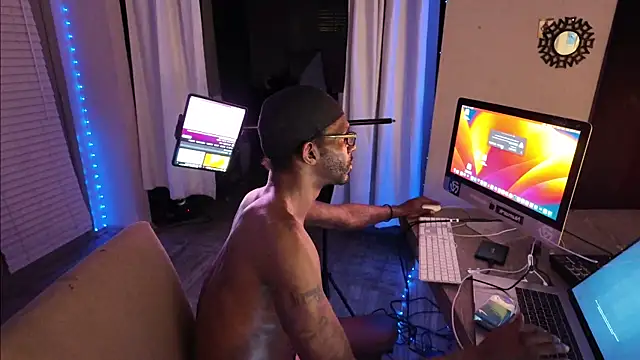 Triggerhappycj100 online show from March 2026 06:04:01 AM