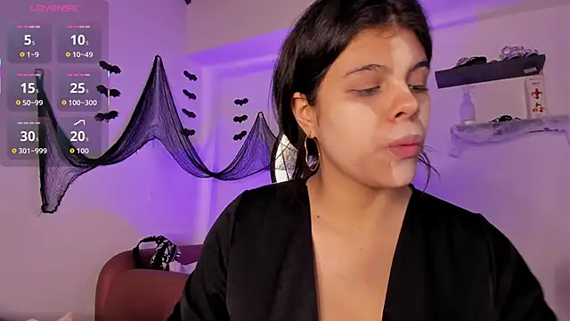 Aleja-02 online show from October 2025 08:28:01 PM