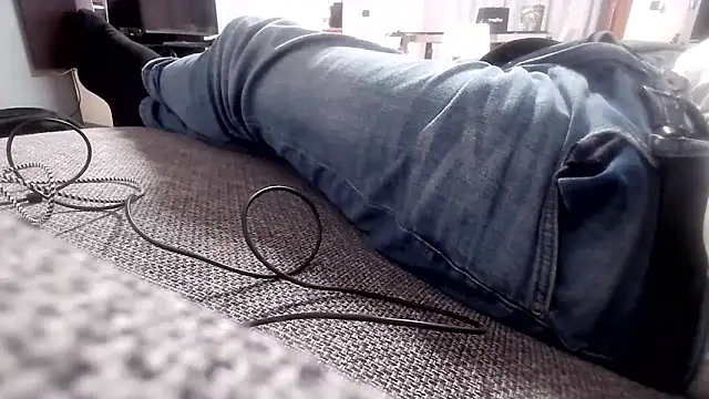 cucciolotto76 online show from November 2025 05:39:01 PM