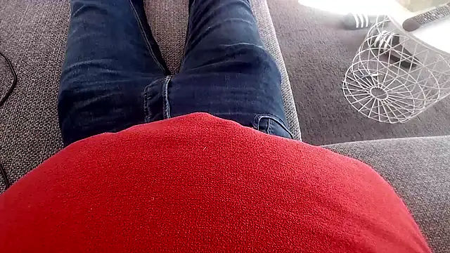 cucciolotto76 online show from November 2025 12:27:02 PM