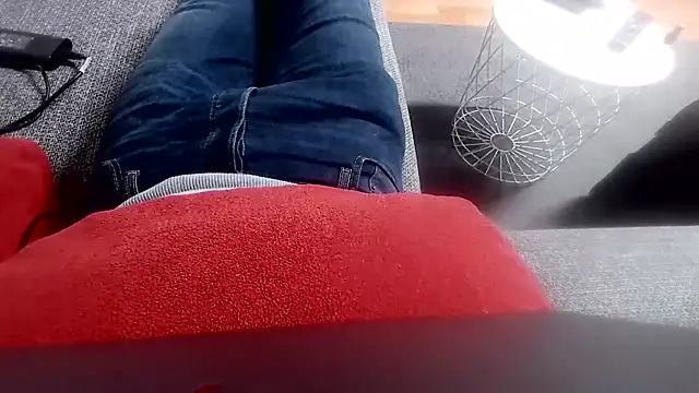 cucciolotto76 online show from November 2025 03:26:02 PM