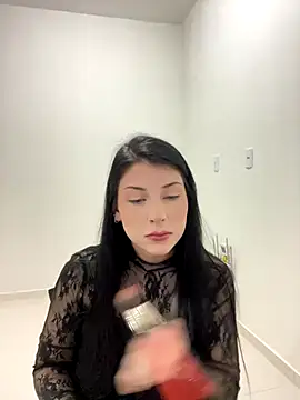 Privad ravenna online show from September 2025 10:04:02 PM