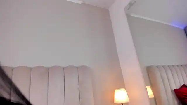 ashlye white online show from November 2025 02:38:02 AM