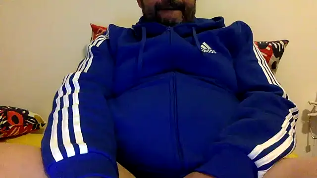 Snapshot of steve669_hot chatting on October 2025 07:56:02 PM steve669 hot online show from October 2025 07:56:02 PM