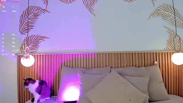 Valleriie  online show from March 2026 04:22:01 PM