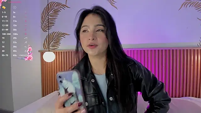 Valleriie  online show from February 2026 04:09:02 PM