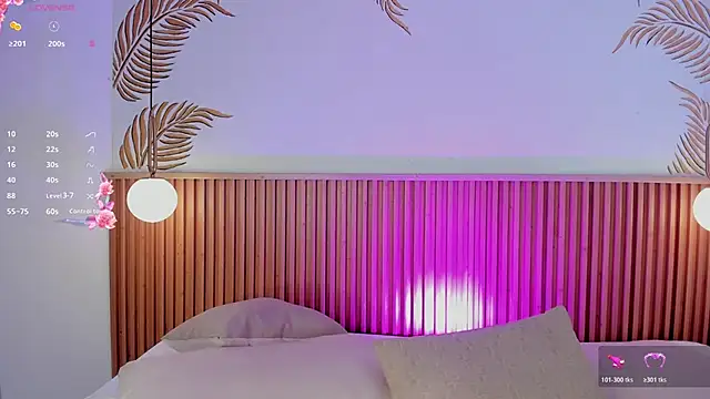 Valleriie  online show from March 2026 04:30:01 PM