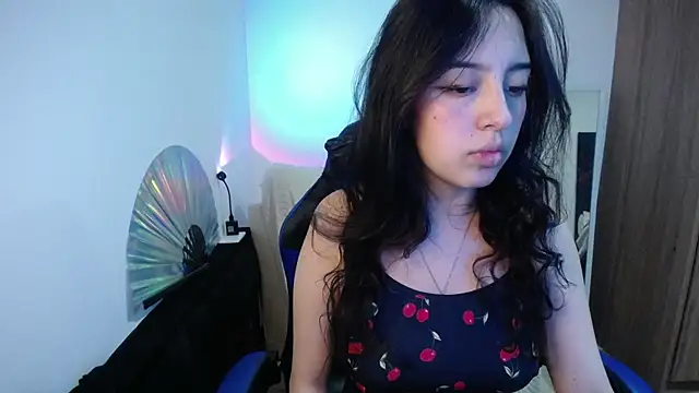 Snapshot of immisssilver chatting on October 2025 01:53:02 AM immisssilver online show from October 2025 01:53:02 AM