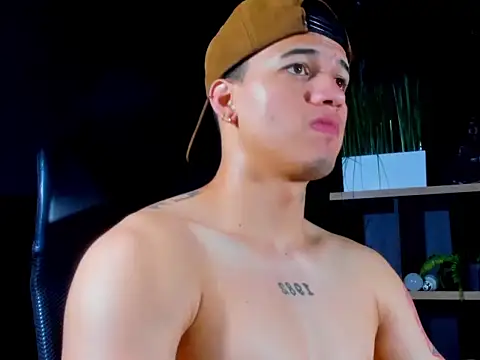 rocoo santos online show from April 2026 06:35:02 PM