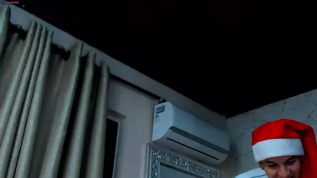 rocoo santos online show from December 2025 12:01:02 AM