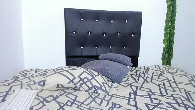 michellnasty online show from March 2026 08:25:01 AM