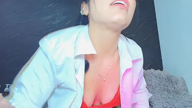 Roxana gomez online show from April 2026 03:42:02 AM