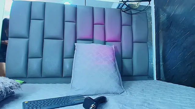 Roxana gomez online show from January 2026 03:13:02 AM