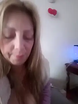 Estefania Arce online show from October 2025 08:44:01 PM