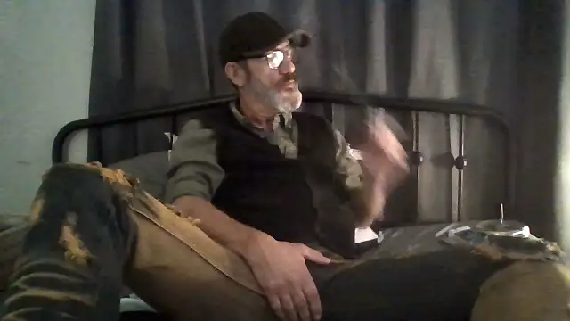 FoxnMouse online show from October 2025 06:59:02 AM