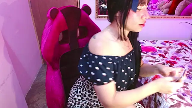 Snapshot of IVET_CUTE1 chatting on June 2026 07:19:02 PM IVET CUTE1 online show from June 2026 07:19:02 PM
