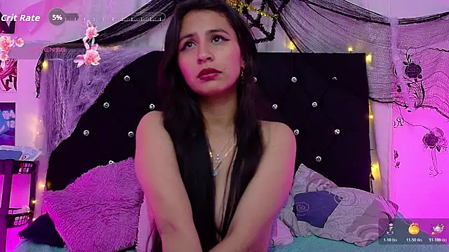 queen smiley online show from October 2025 04:57:02 AM