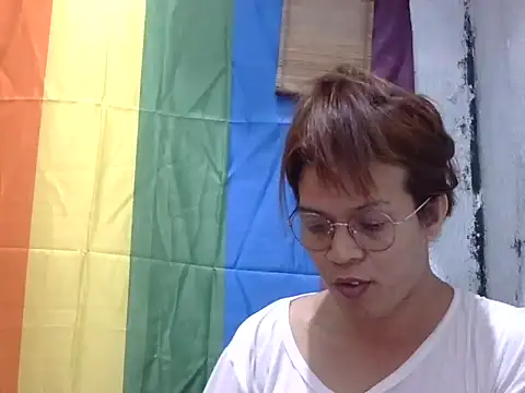 juicycum069 online show from April 2026 07:37:01 PM