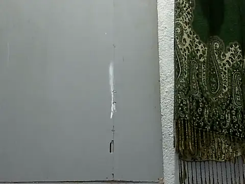 Snapshot of juicycum069 chatting on October 2025 12:10:02 AM juicycum069 online show from October 2025 12:10:02 AM