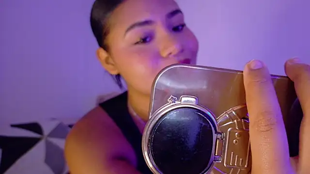 nudesketch1 online show from October 2025 01:56:01 PM