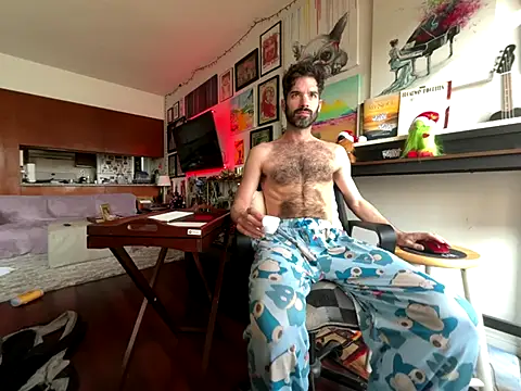 Pupscritch online show from December 2025 05:38:01 PM