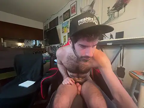Snapshot of Pupscritch chatting on July 2026 02:06:02 PM Pupscritch online show from July 2026 02:06:02 PM