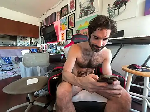 Pupscritch online show from February 2026 06:53:01 PM