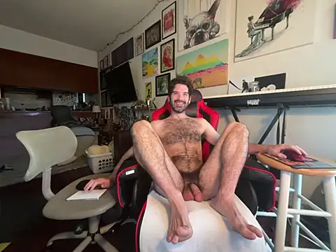 Snapshot of Pupscritch chatting on April 2026 02:24:02 PM Pupscritch online show from April 2026 02:24:02 PM