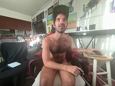 Snapshot of Pupscritch chatting on July 2026 02:09:02 PM Pupscritch online show from July 2026 02:09:02 PM