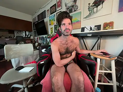 Snapshot of Pupscritch chatting on June 2026 04:57:02 PM Pupscritch online show from June 2026 04:57:02 PM