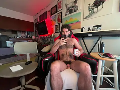 Pupscritch online show from April 2026 01:49:01 PM