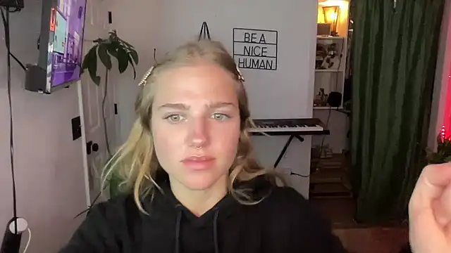 sweetceeme online show from October 2025 03:19:01 AM