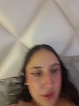 Abby Garciaa online show from December 2025 08:33:02 PM