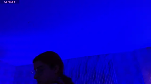 Naomy tay1 online show from November 2025 04:01:02 AM