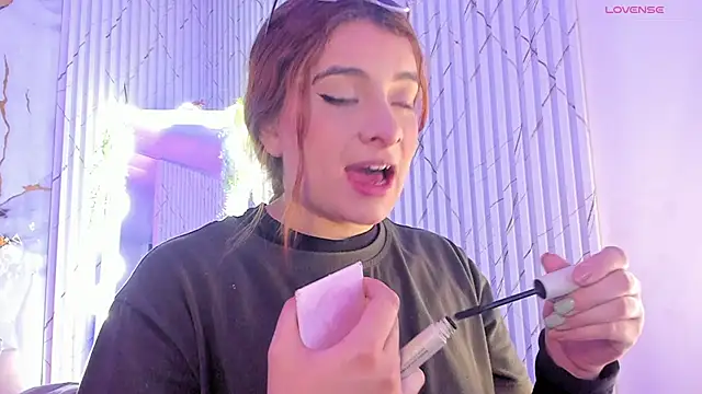 Naomy tay1 online show from March 2026 04:25:01 AM