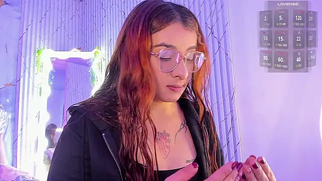 Naomy tay1 online show from March 2026 03:40:01 AM