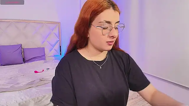 Naomy tay1 online show from October 2025 03:08:02 AM
