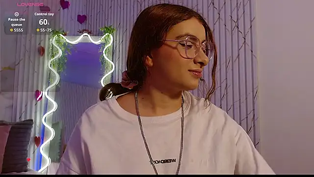 Naomy tay1 online show from February 2026 03:36:02 AM