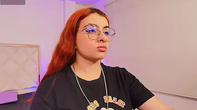 Naomy tay1 online show from November 2025 03:22:01 AM