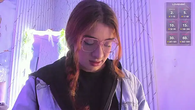 Naomy tay1 online show from April 2026 02:40:02 AM