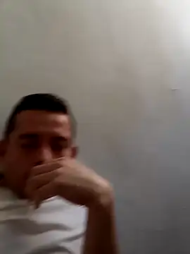 PitudoWuero online show from March 2026 03:25:01 PM