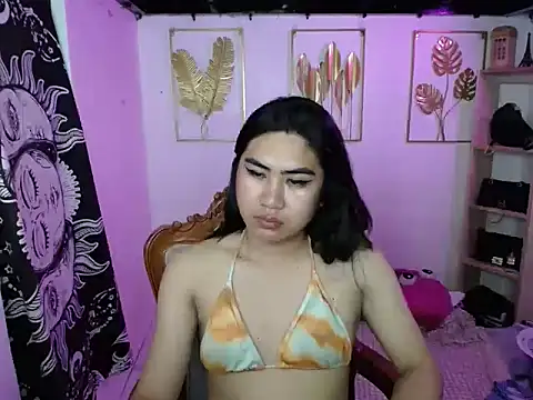 Snapshot of MADONA_HILTON chatting on June 2026 09:20:02 PM MADONA HILTON online show from June 2026 09:20:02 PM