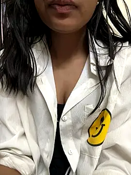 modelnishu online show from November 2025 01:44:02 AM